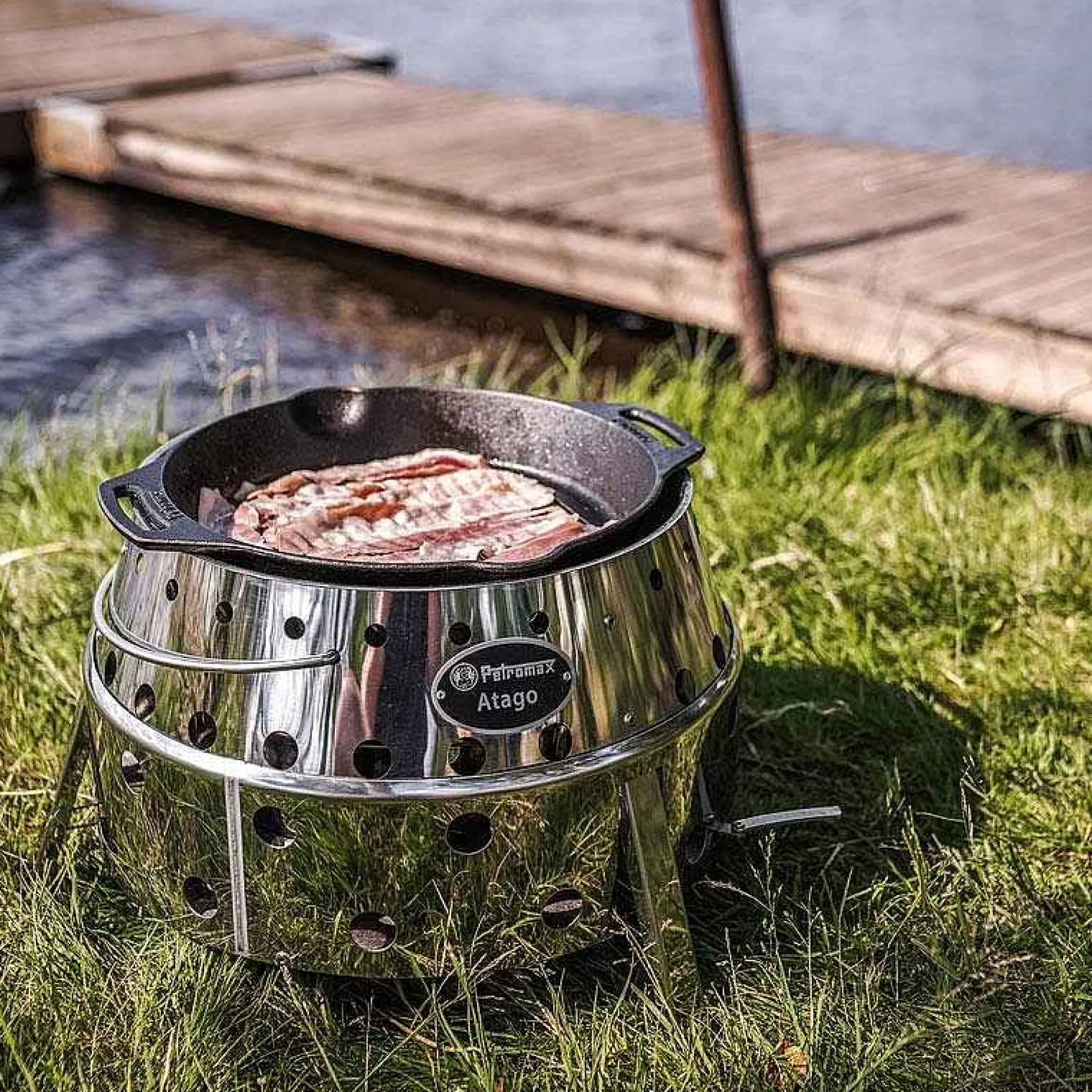Petromax Gusseisenpfannen>Grillfeuerpfanne Mit Griff